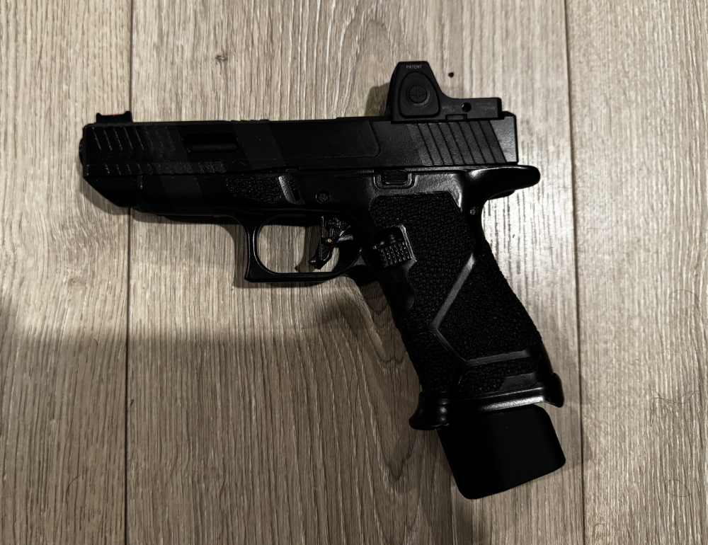 Custom Glock 48 Trijicon RMRC-img-3