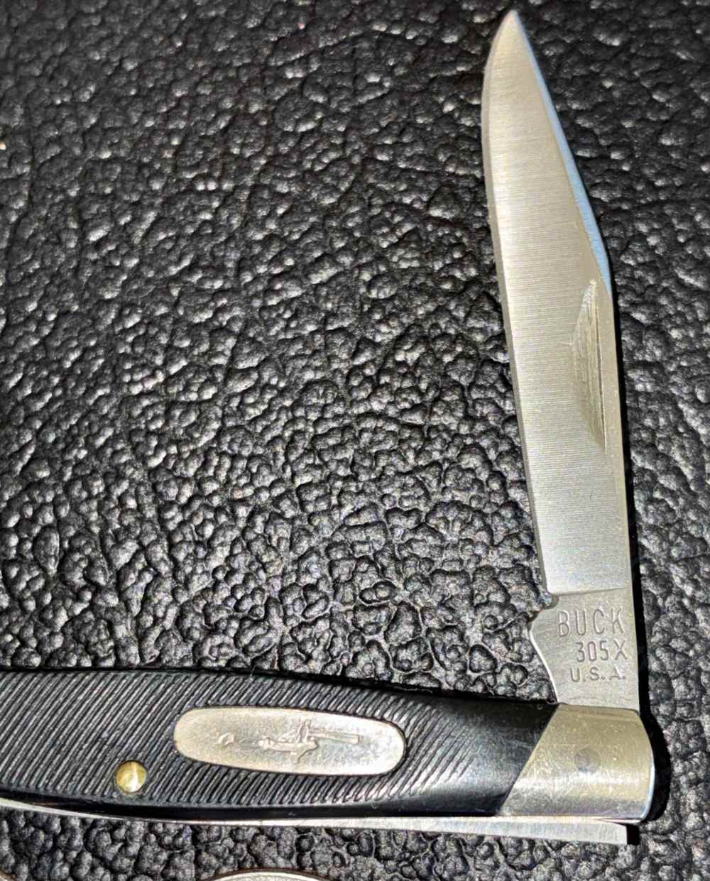 Buck 305X USA 2-Blade Small Knife-img-1
