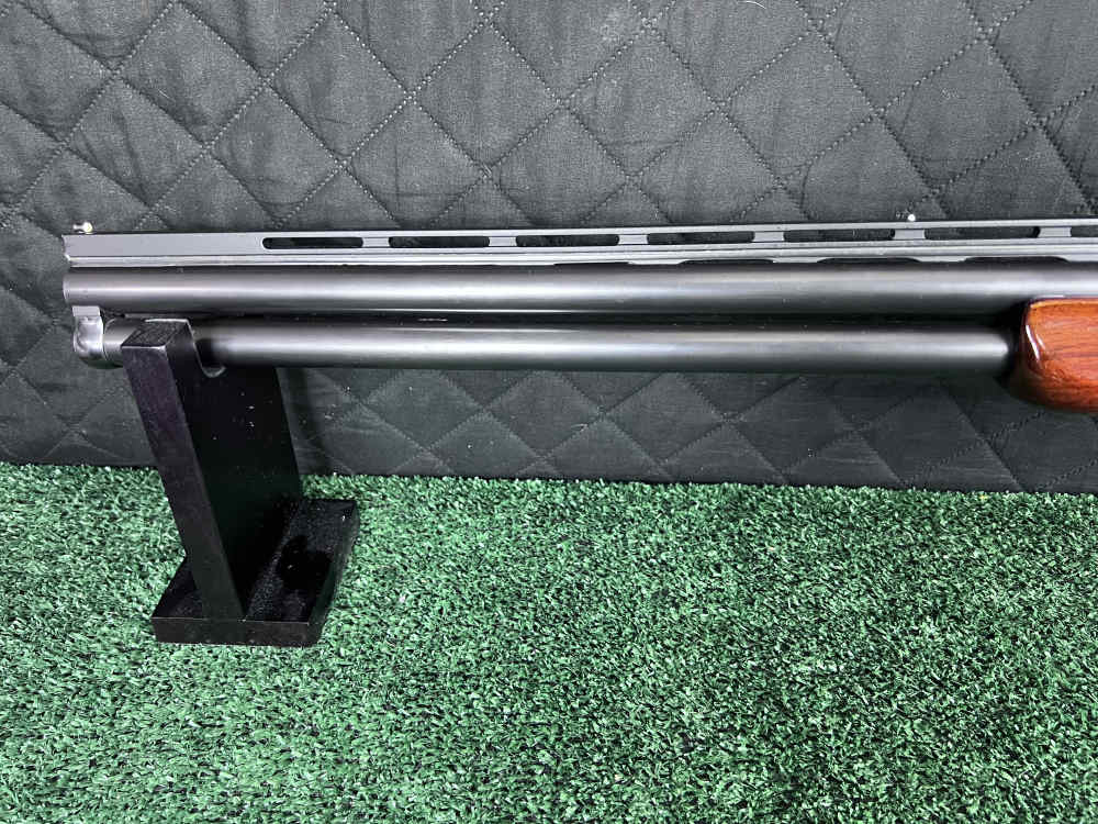 Krieghoff K-32 Trap 12g 28” Barrels Mfg 1966 leather case MINT!-img-1