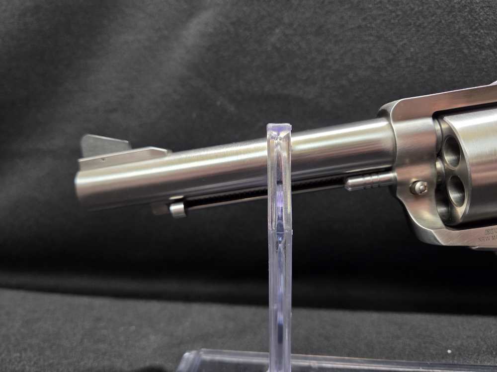 Unfired 2022 Ruger Super Blackhawk Bisley 5.5" .44 Mag - Lipseys Exclusive-img-10