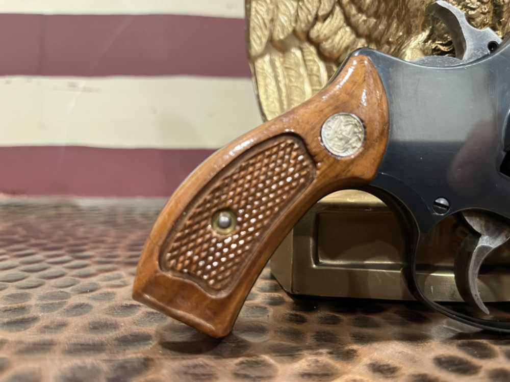 Smith & Wesson Model 36-7 .38 S&W Spl. 2" barrel Chiefs Special Excellent-img-10