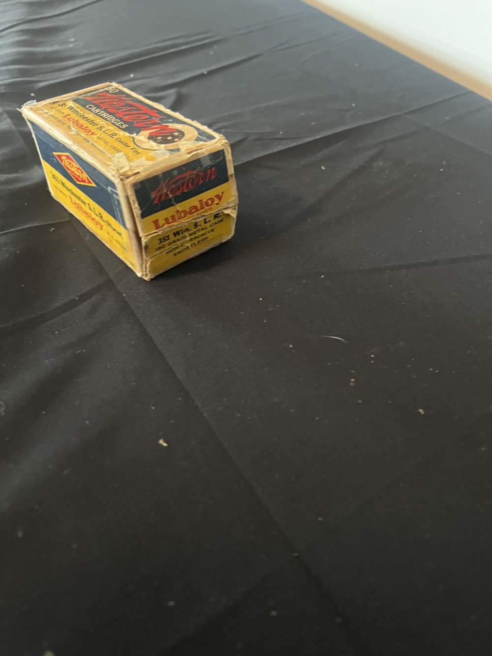 Obsolete Minty  Winchester  Model 1907  351 Ammo Lot-img-3