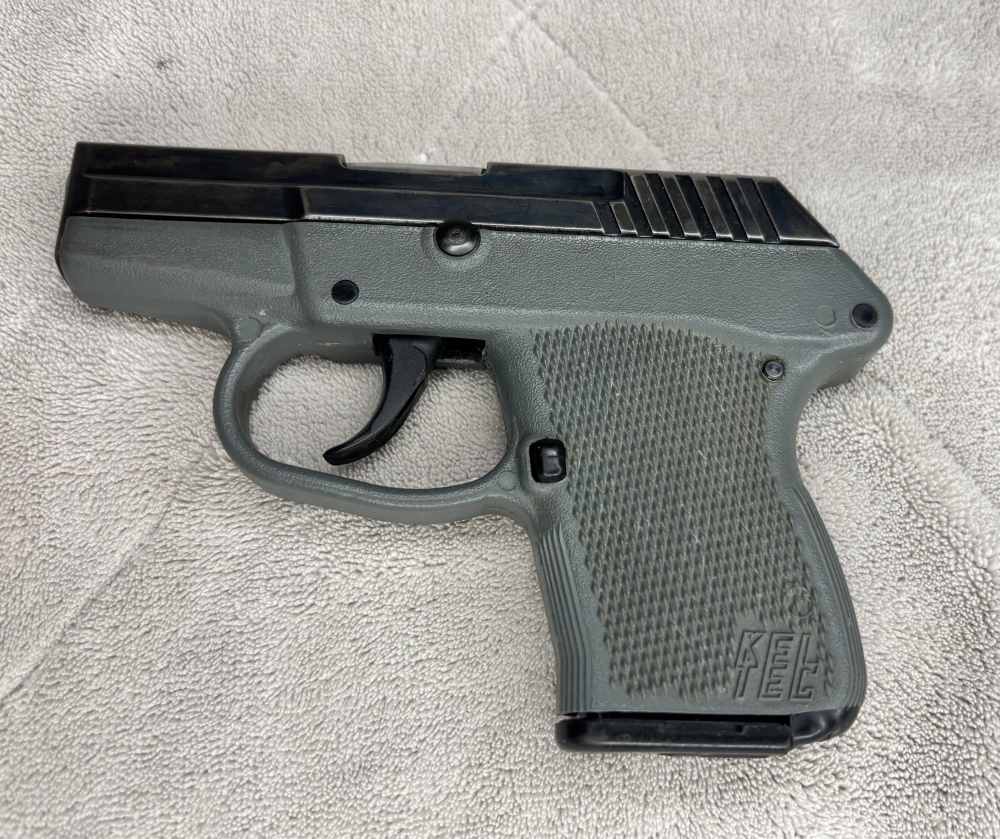 Keltec P32 Gray 2 Magazines -img-1