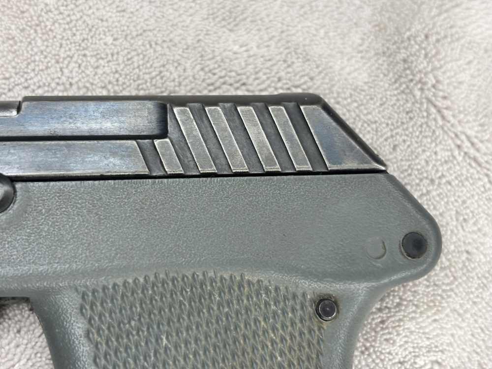 Keltec P32 Gray 2 Magazines -img-4