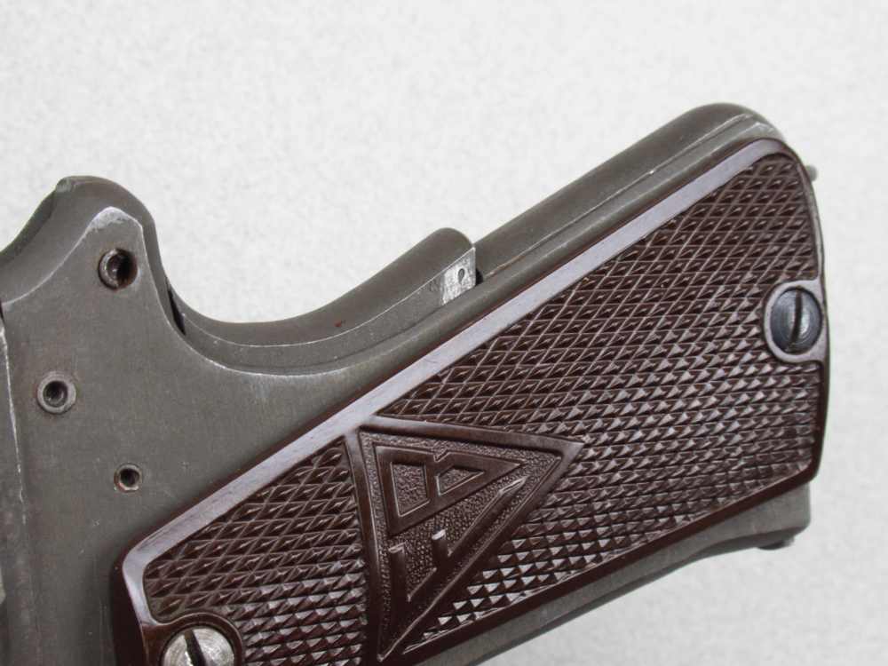 Very rare Last ditch 1945 German Radom VIS WWII pistol 9mm Luger p38-img-39