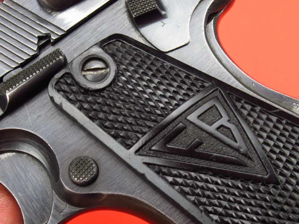 Nice 1941 German - Polish Radom VIS RIG WWII pistol 9mm Luger P38 Steyr-img-22