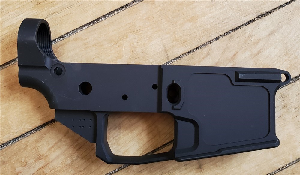 17 Design and Manufacturing Billet Aluminum Lower Receiver-img-3