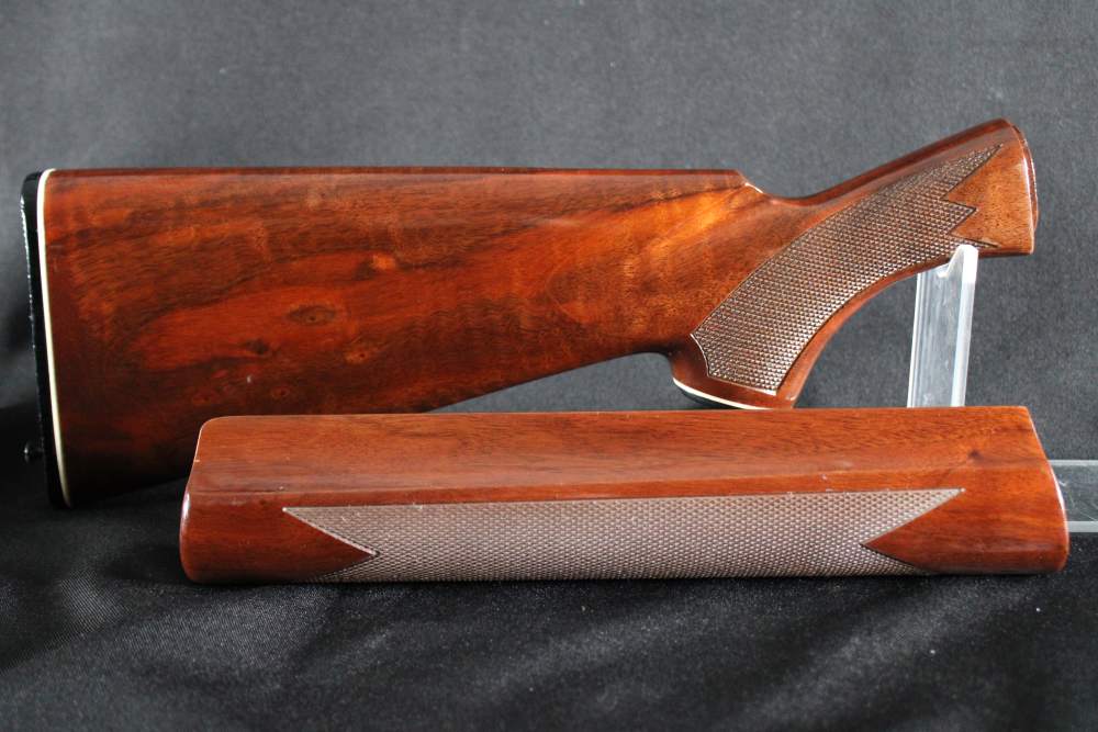 WINCHESTER MODEL SX1 SUPER X BUTTSTOCK & FOREARM SET SKEET GRADE-img-0