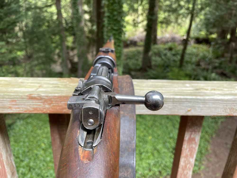 SWEDISH MAUSER MODEL 1896 RIFLE W/ Bayonet and accessories -img-3