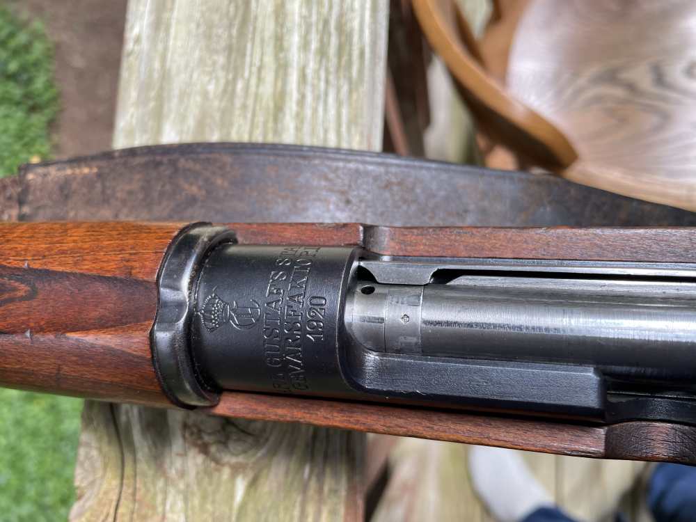 SWEDISH MAUSER MODEL 1896 RIFLE W/ Bayonet and accessories -img-4