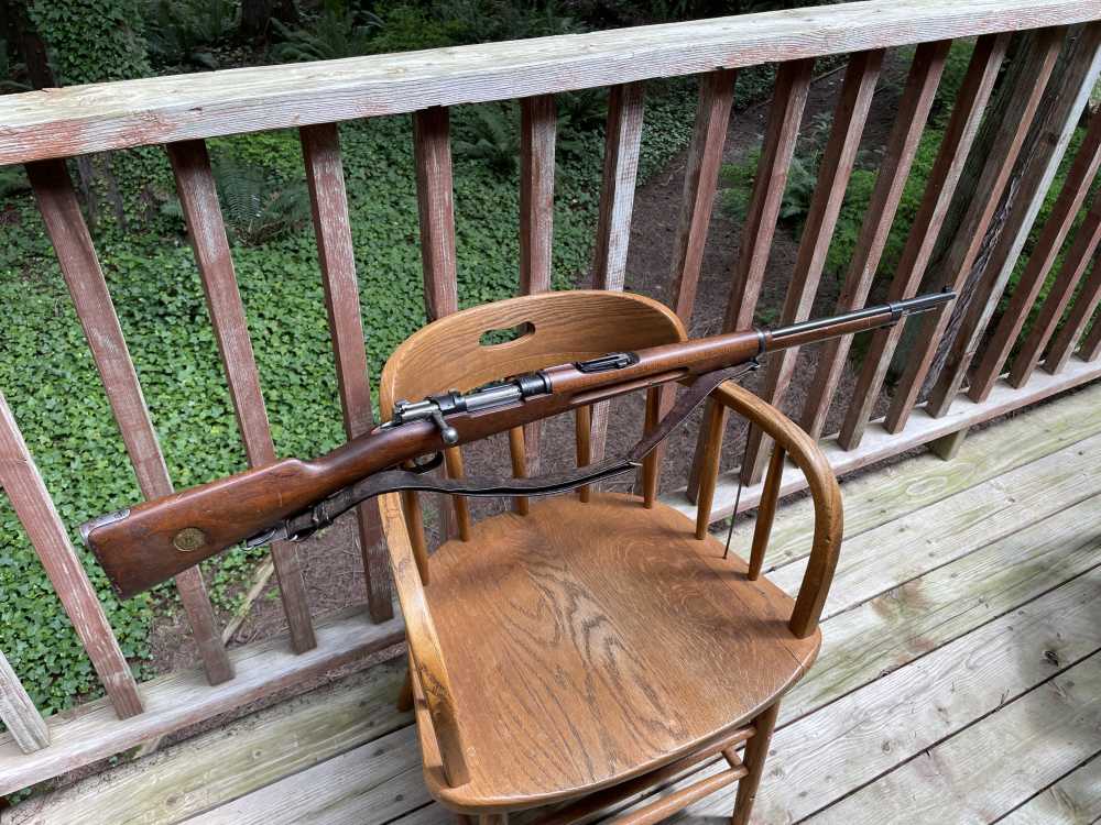SWEDISH MAUSER MODEL 1896 RIFLE W/ Bayonet and accessories -img-2
