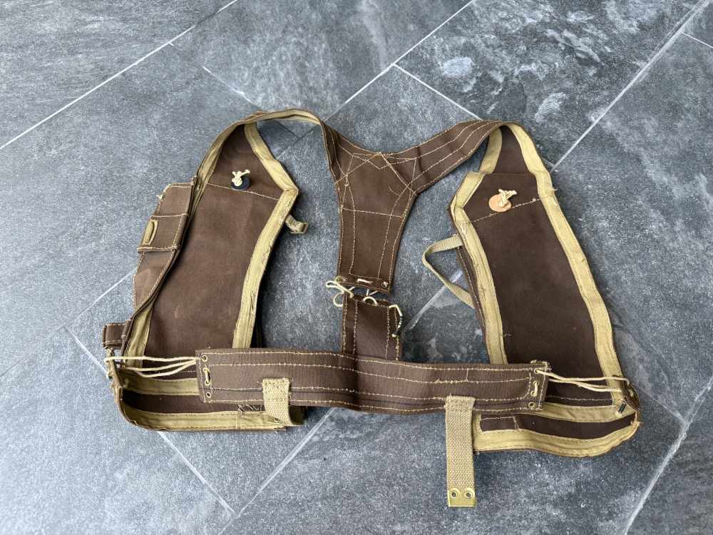 WW2 British Army Skeleton BREN Gun Assault Vest Jerkin 1943 Commando Airbor-img-6
