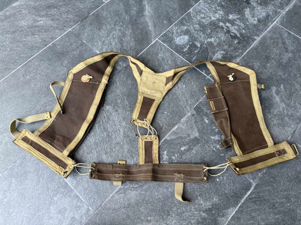 WW2 British Army Skeleton BREN Gun Assault Vest Jerkin 1943 Commando Airbor-img-2