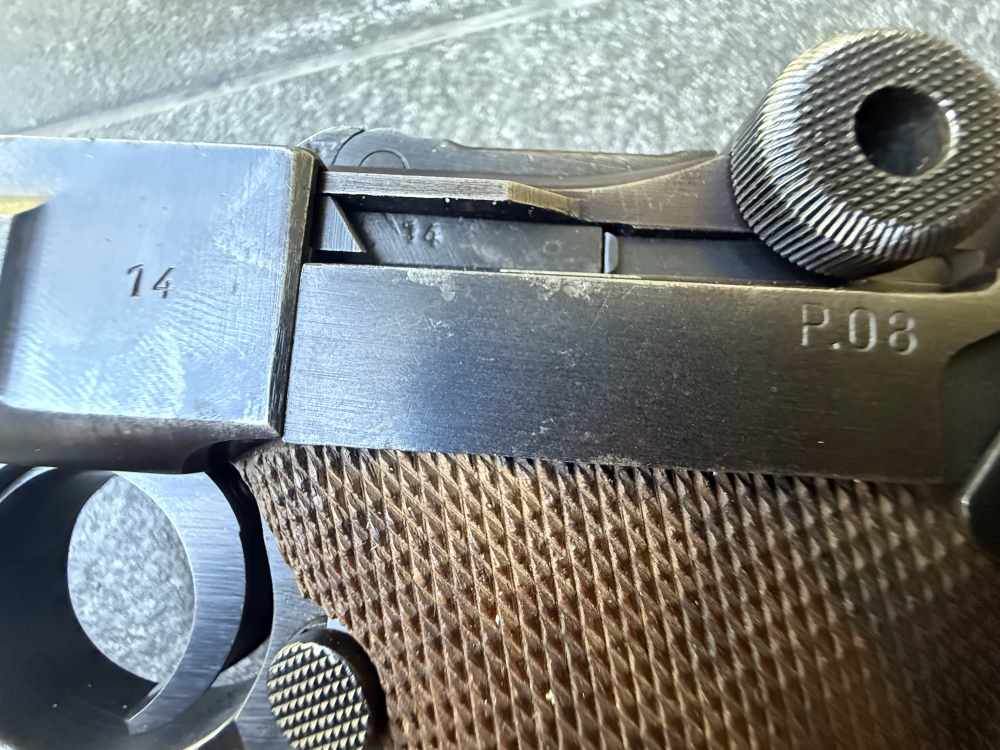 Mauser byf 42 Luger Rig  WWII P08 Pistol, Matching 1942 German Militaria-img-17