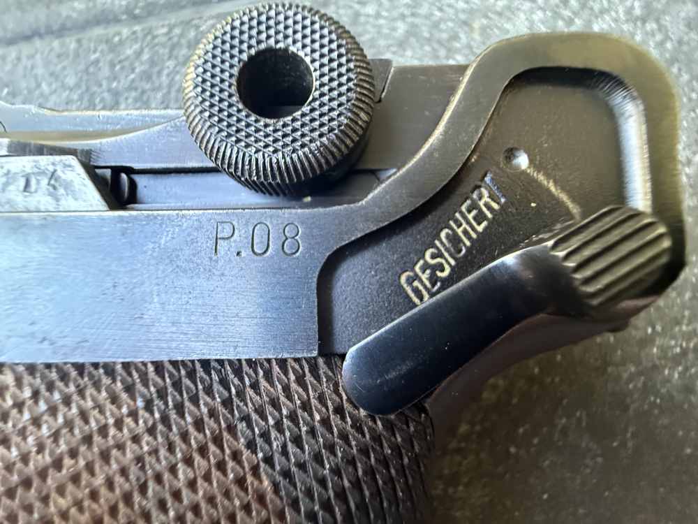 Mauser byf 42 Luger Rig  WWII P08 Pistol, Matching 1942 German Militaria-img-19