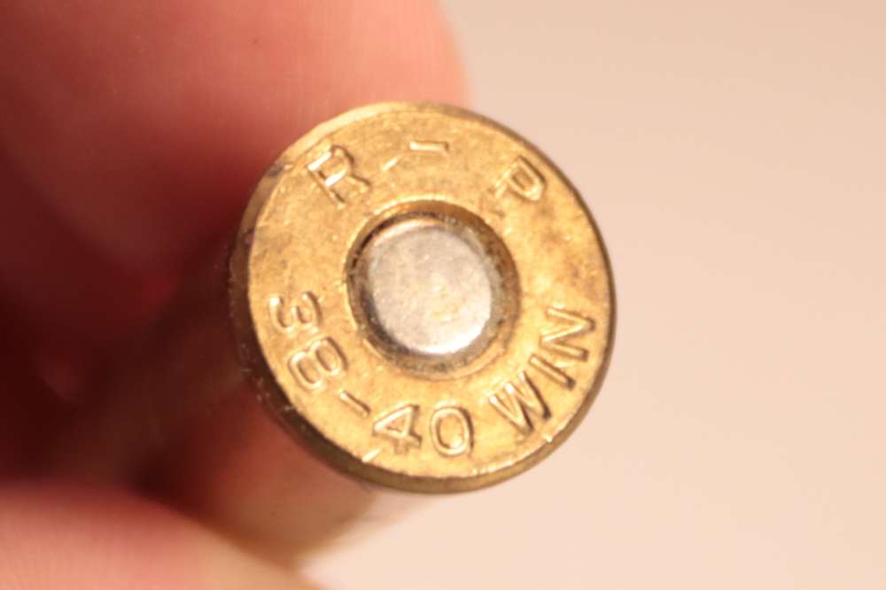 Peters and Remington 38-40 Win. Vintage Ammo (34rds) and Brass (6qty)-img-11
