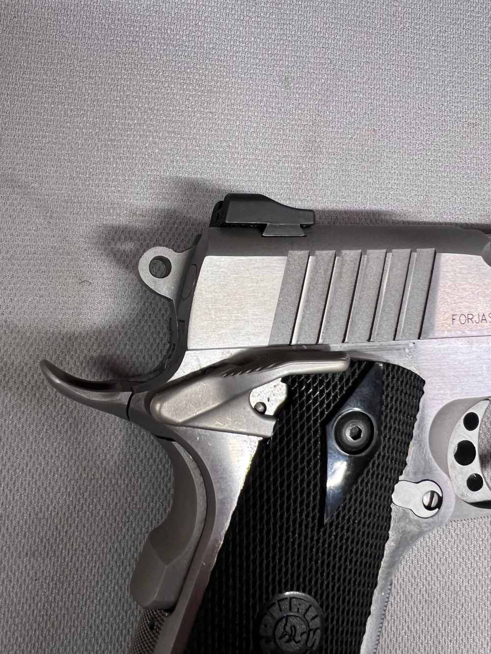 Taurus PT1911 stainless finish 45 ACP 5" barrel black grips white dot sight-img-10