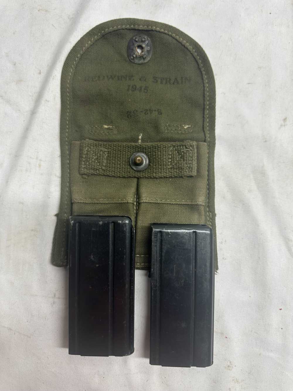 2 - ORIG. M1 CARBINE 15 RD. MAGS IN ORIGINAL POUCH 1945 DATED-img-0