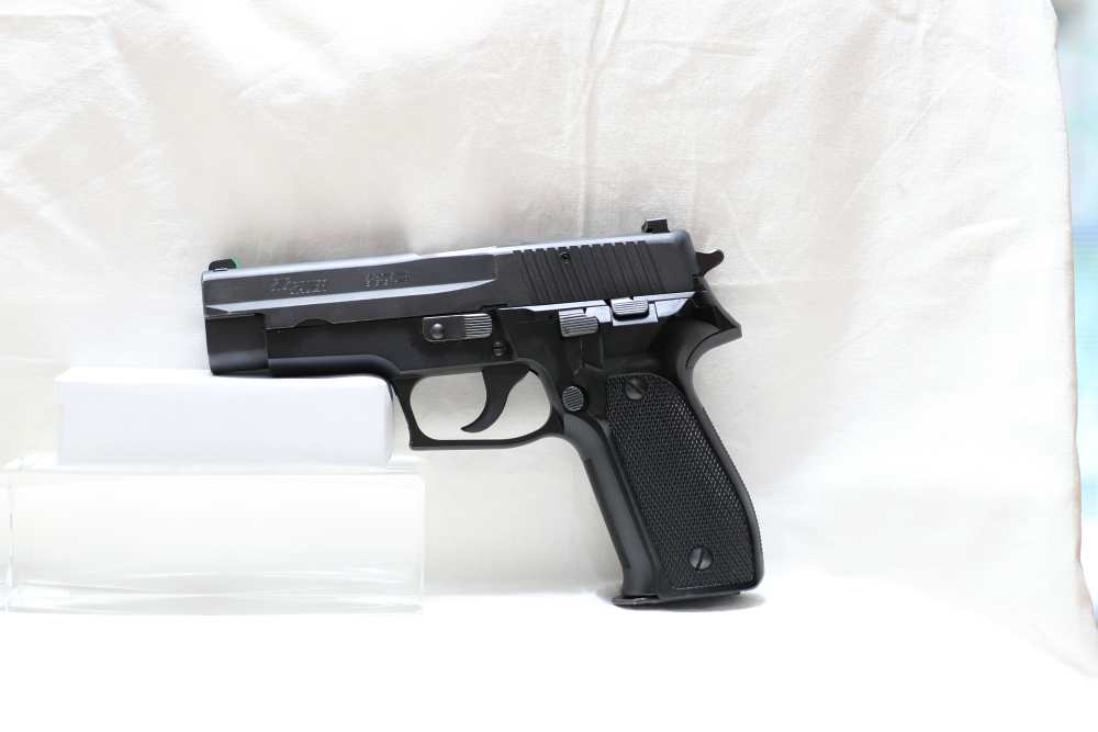 Sig Sauer P226-img-1