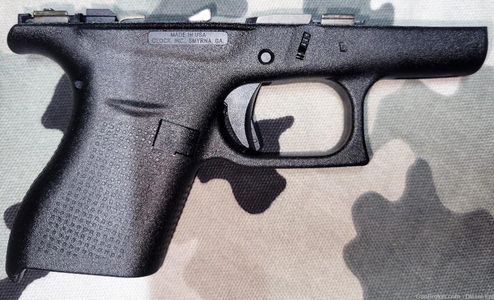 Glock G42 Complete Black OEM Lower New  -img-1