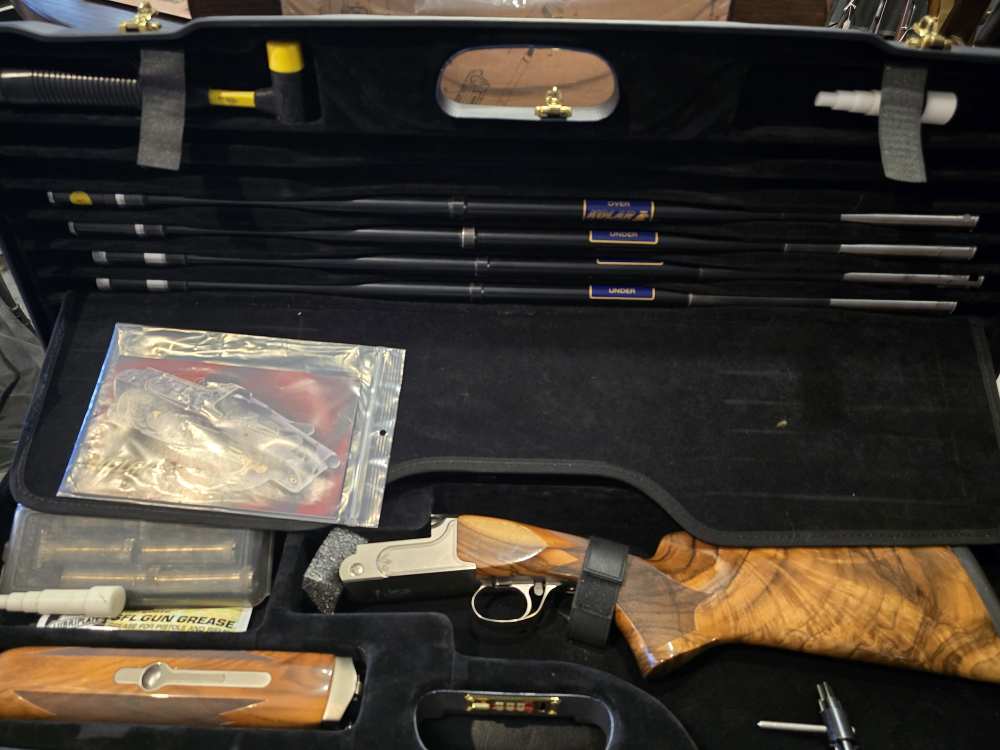 KOLAR MAX SPORTING 12GA WITH 32INCH BARREL WITH 30 INCH CARRIER BARREL -img-1