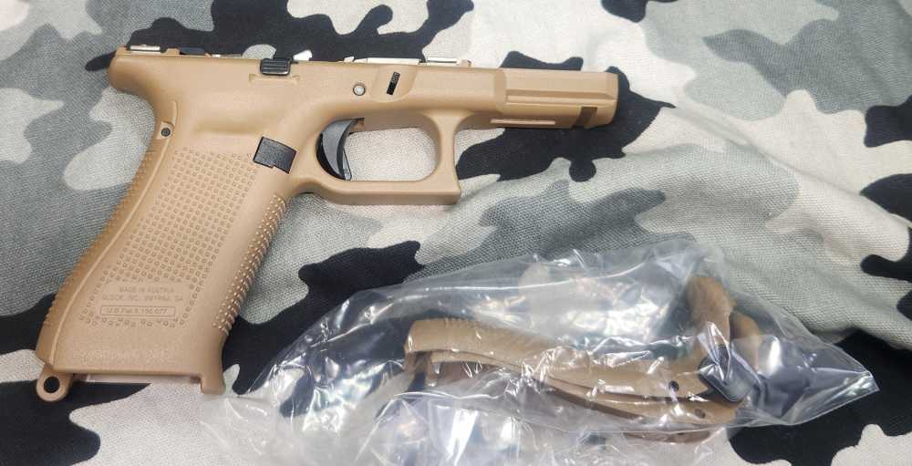Glock G19X Coyote  Complete frame 9mm Gen 5 19X  New DISCONTINUED -img-0