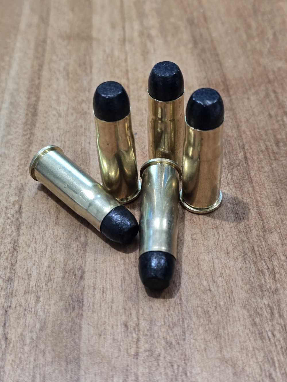 38-40 WIN Ammunition  AMMO BROS  38/40 Winchester  180gr RNFP   300 RDS-img-0