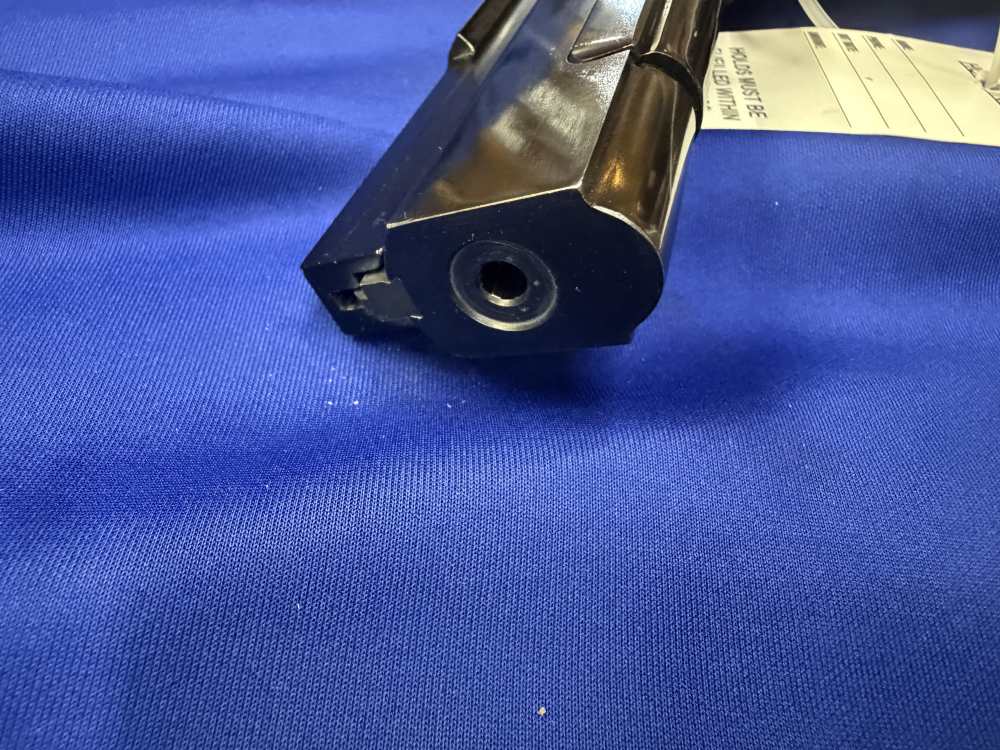 Smith and Wesson 41 22LR Penny start no reserve!-img-8