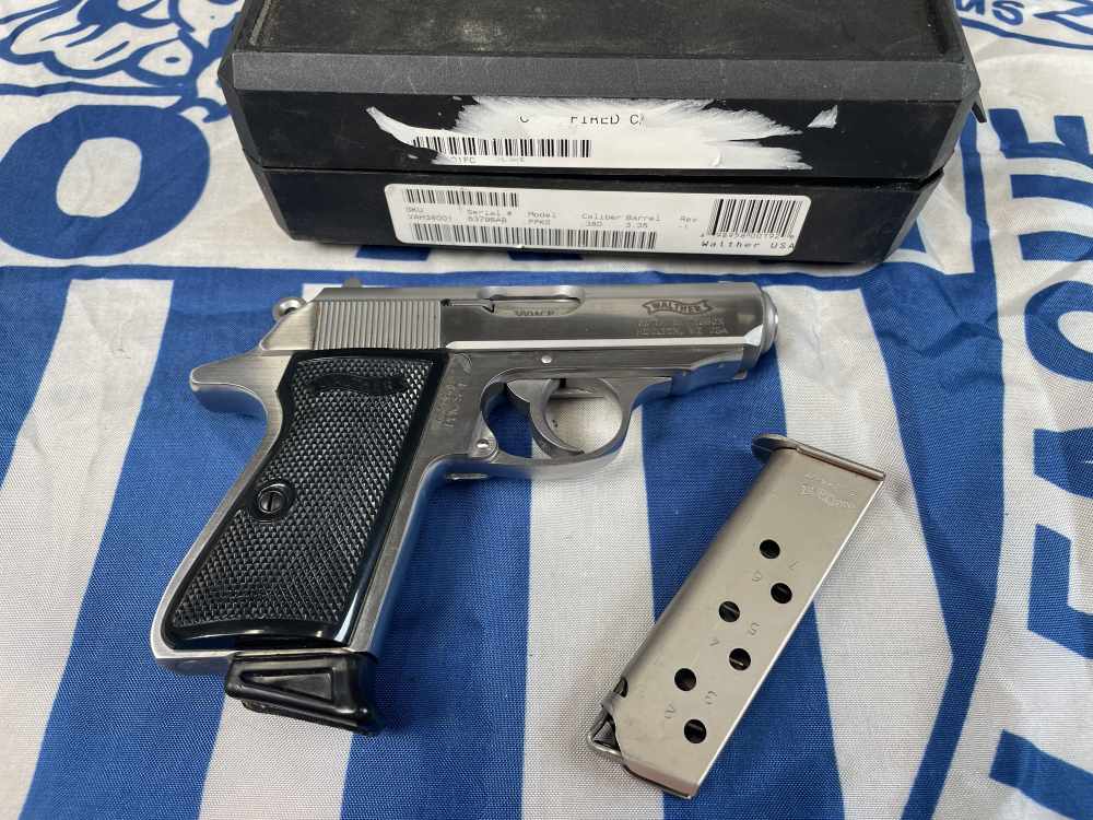 Walther PPK/S-img-0