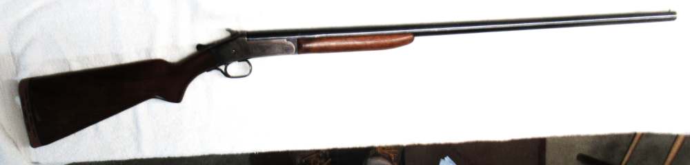 Iver Johnson, Invincible, 30 In, 12 Ga Single barrel Shotgun. Ejector.-img-1