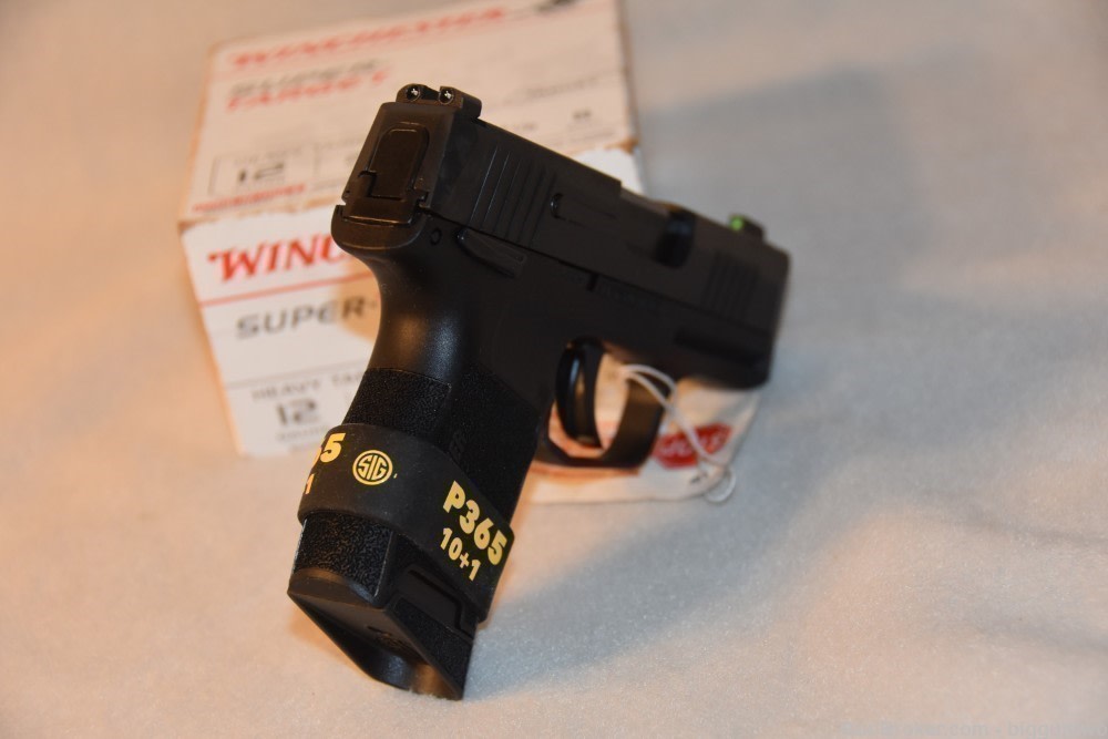 Sig Sauer P365-9 9MM Cal Semi Auto Pistol Brand New in Factory Case w/paper-img-8