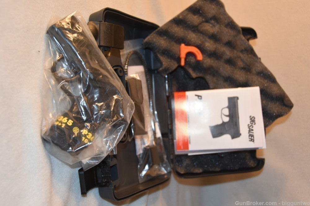 Sig Sauer P365-9 9MM Cal Semi Auto Pistol Brand New in Factory Case w/paper-img-5