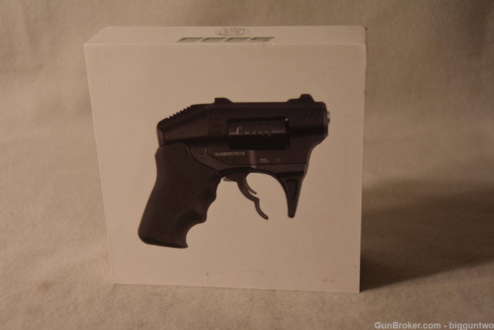 Standard S333 .22 Mag 8 Shot Revolver Brand New in Factory Box with paper-img-1
