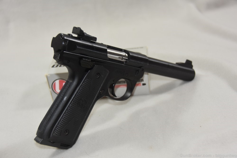 RUGER MARK IV 22/45 22 LR 5.5" 10-RD PISTOL Brand New in Durable Case-img-11