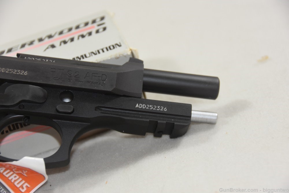 TAURUS PT92 9MM 5'' 17-RD PISTOL Brand New in Box with paper, etc.         -img-14