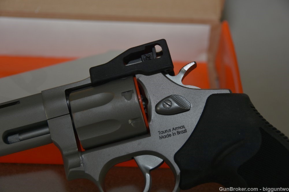 Taurus Model 627 - .357 Mag Revolver Brand New in Box with paper, etc    -img-21