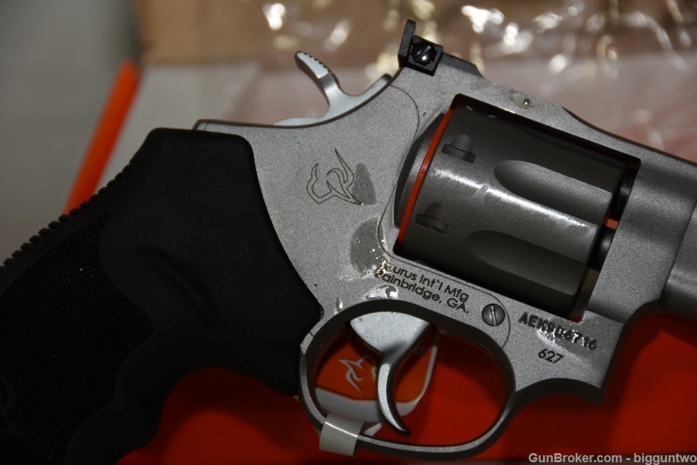 Taurus Model 627 - .357 Mag Revolver Brand New in Box with paper, etc    -img-9