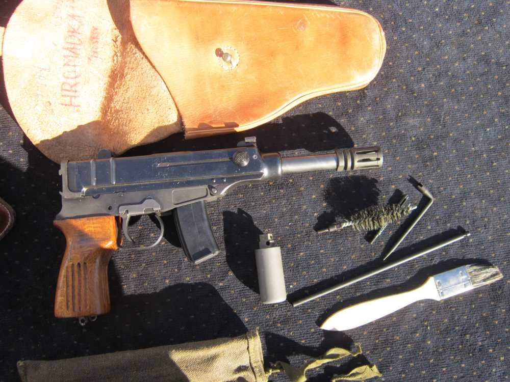 Vz61 Skorpion parts kit w/threaded barrel w/SHOULDER, all the mags,&holster-img-7