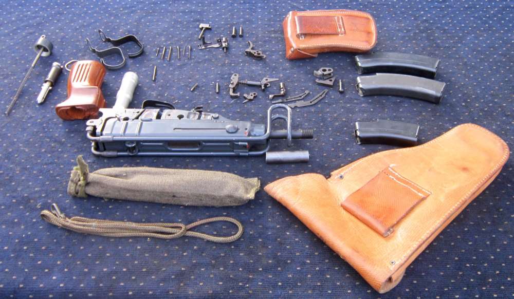 Vz61 Skorpion parts kit w/threaded barrel w/SHOULDER, all the mags,&holster-img-30