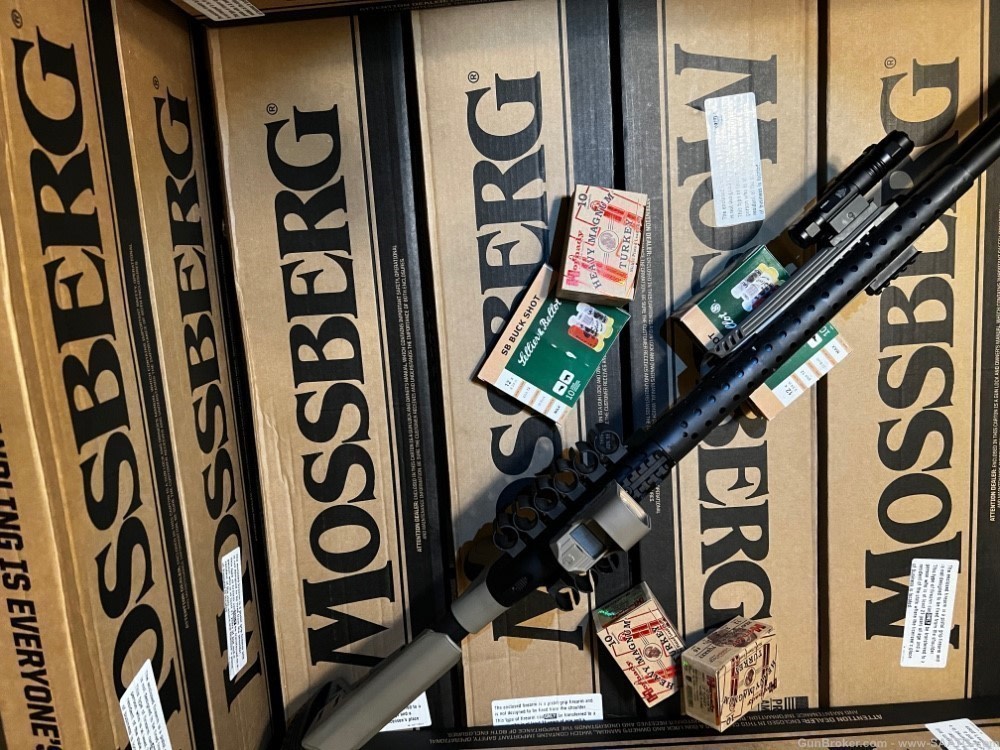 *LAST ONE Mossberg Tactical Defense Riot Assault 12 gauge Shotgun FDE-img-5