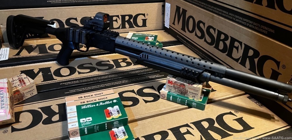 *LAST ONE Mossberg Tactical Defense Riot Assault 12 gauge Shotgun BLACK-img-3