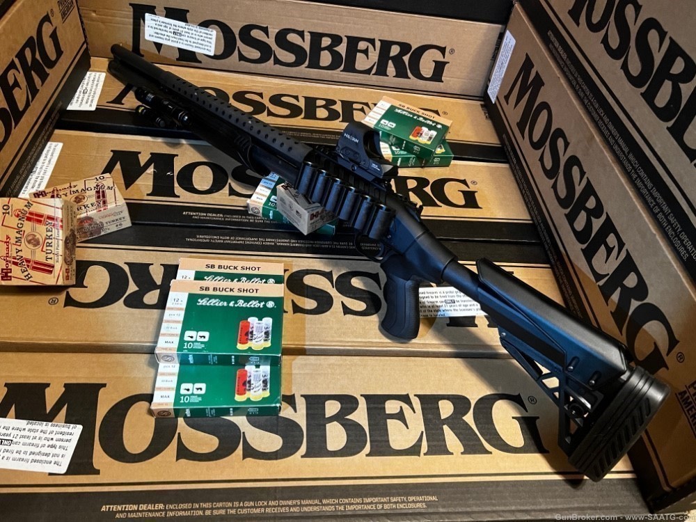*LAST ONE Mossberg Tactical Defense Riot Assault 12 gauge Shotgun BLACK-img-0