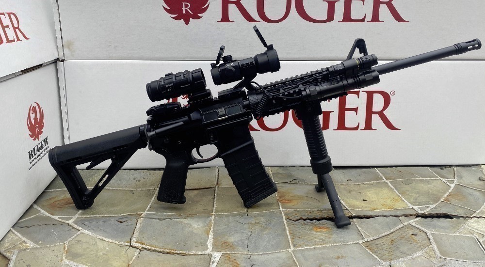 AR15 Ruger Tactical Pack AR556 RED/GREEN Dot GREEN LASER/LIGHT Magpul Stock-img-3