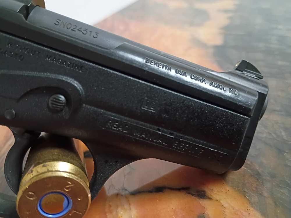 BERETTA model 9000S .40 cal SEMI AUTOMATIC compact hammer gun VERY NICE-img-4