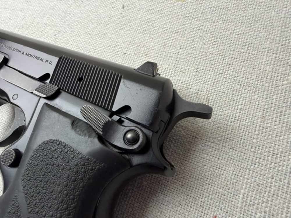 Browning Hi Power 40 S&W 4 21/32" W/Bow-img-6