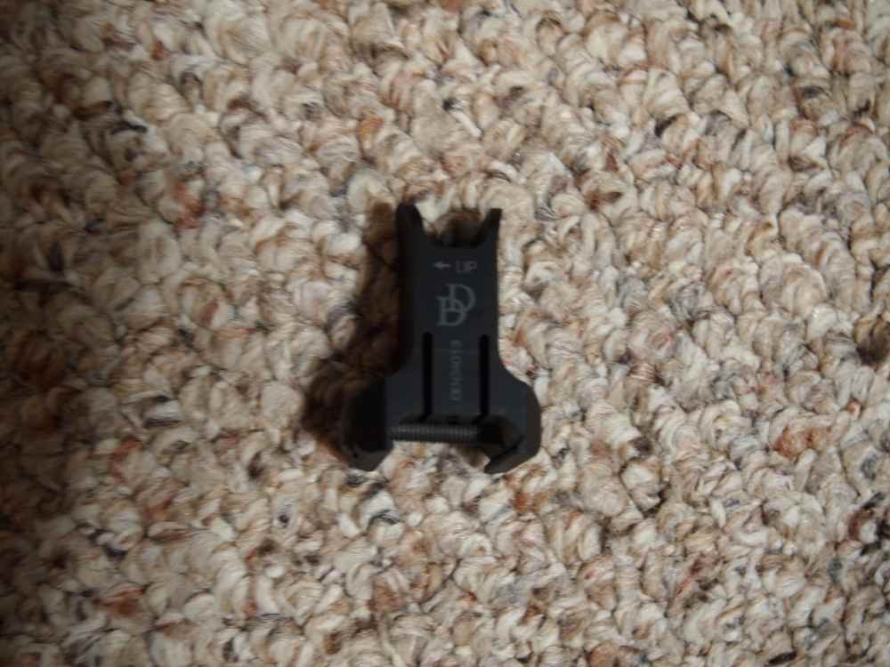 Daniel Defense Rail Mount Fixed Front Sight-img-1