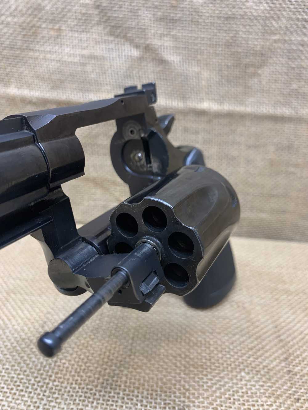 Dan Wesson 357 mag w/ holster-img-14