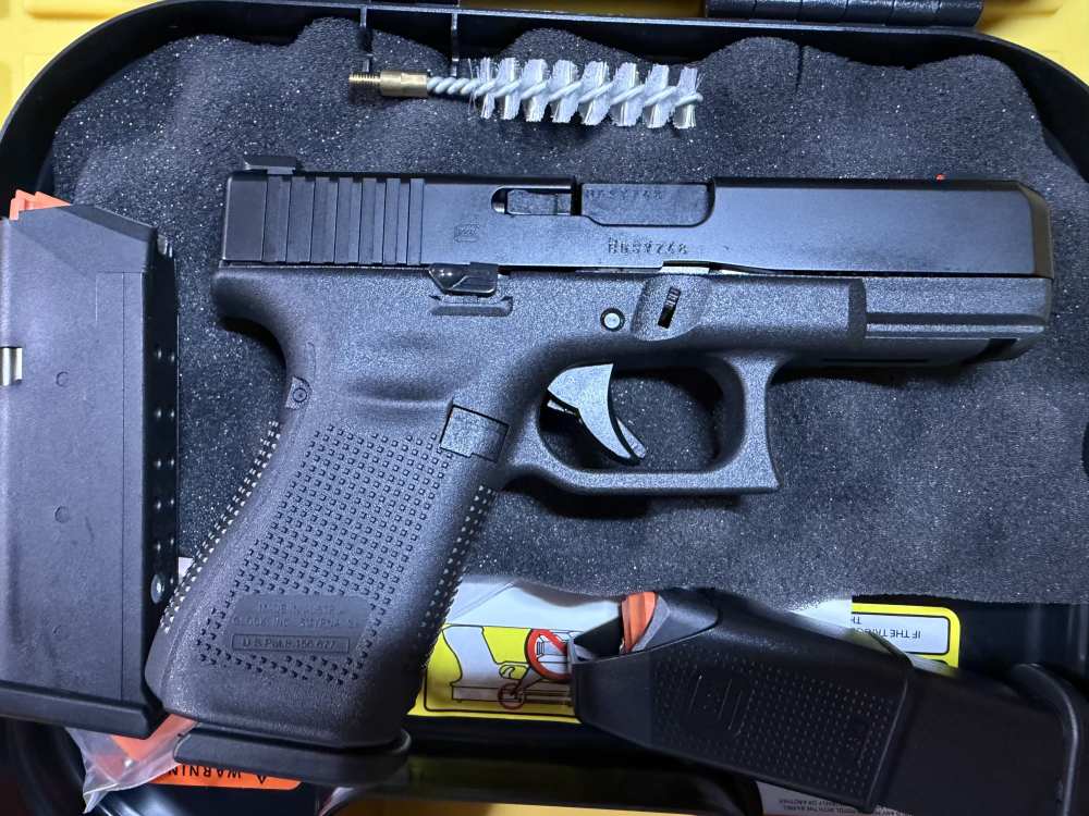 Factory FBI GLOCK 19M with NDLC Internals [EXTREMELY RARE!]-img-2