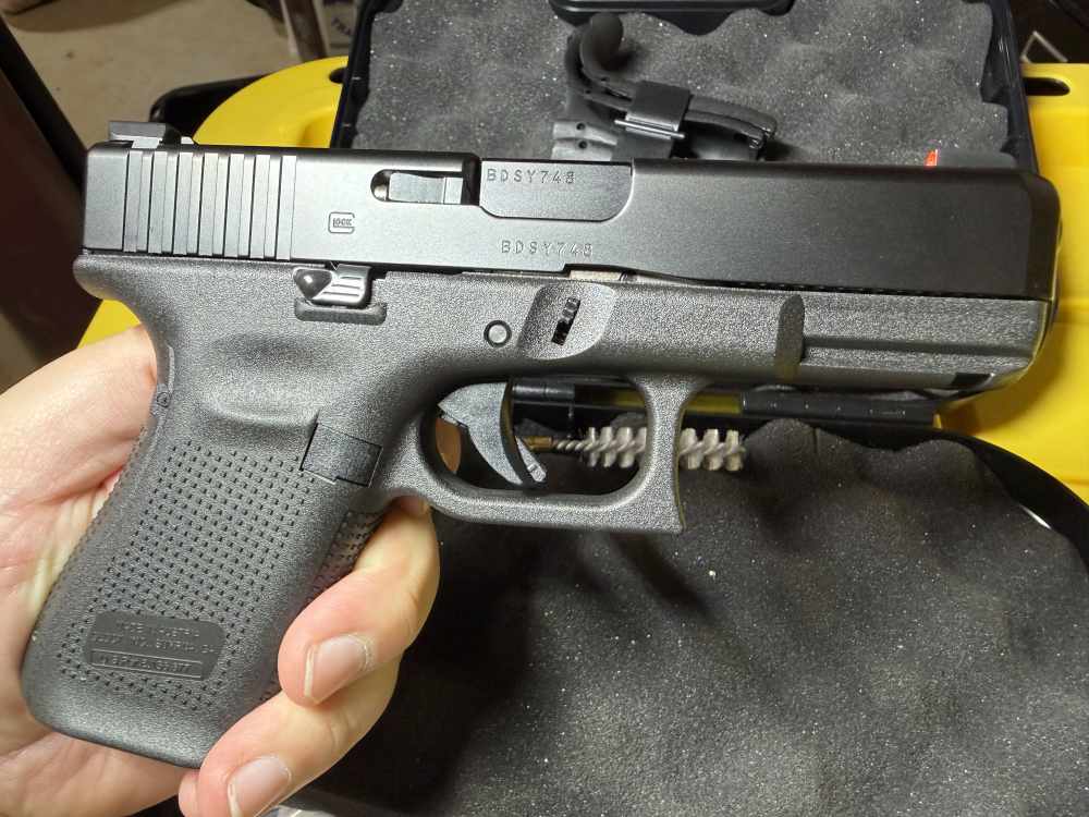 Factory FBI GLOCK 19M with NDLC Internals [EXTREMELY RARE!]-img-3