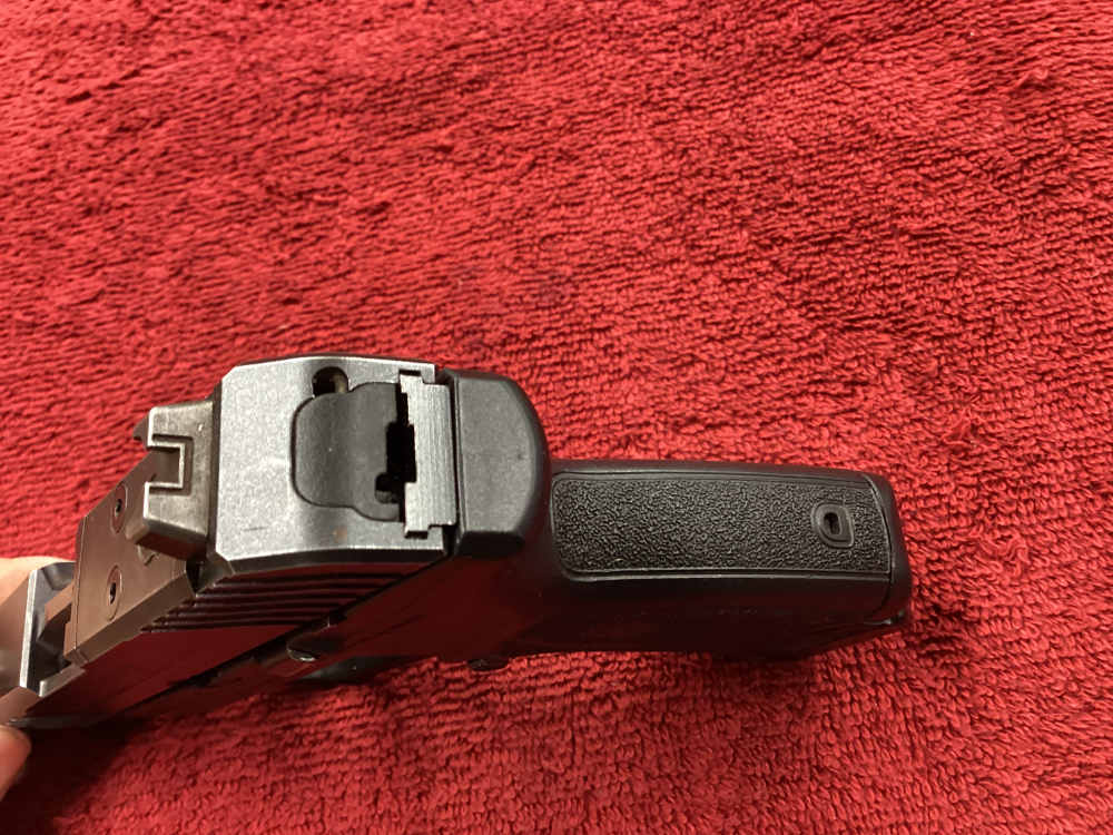 Ruger Max-9 9MM Luger + 2 -Magazines - NO CC FEES!-img-4